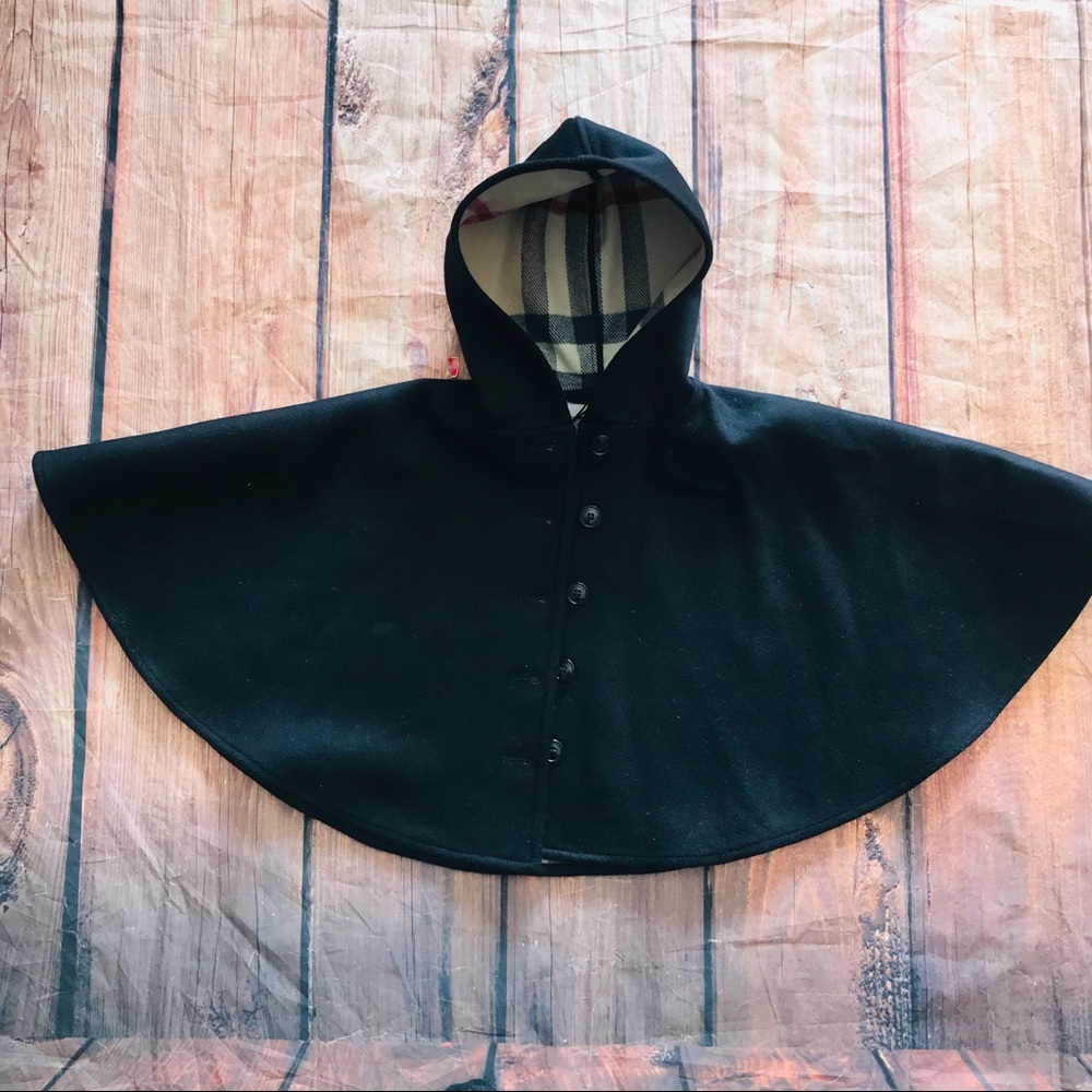 NWT Burberry black wool poncho/cape size L kids